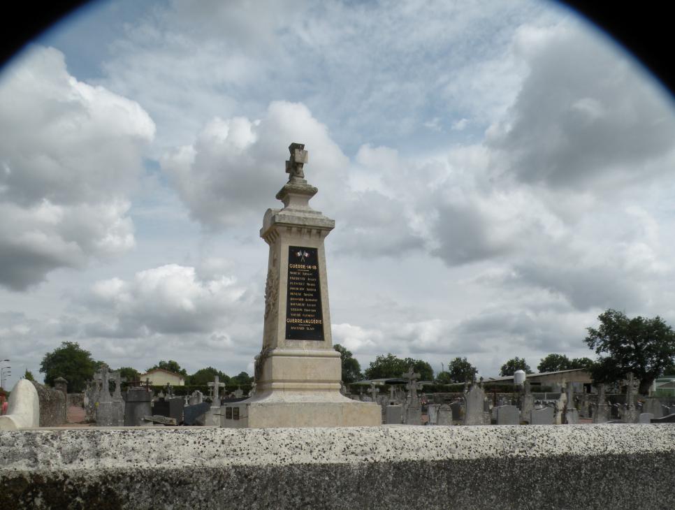 Lemonument aux Morts